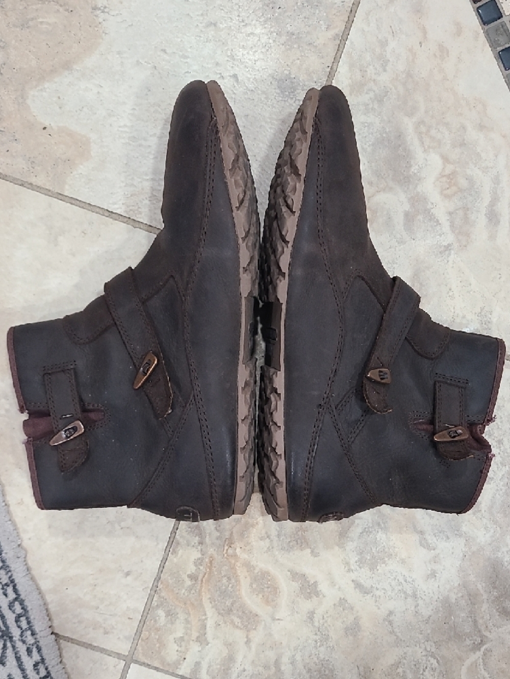 Merrell Brown Leather Ankle Boots with Plum Interior